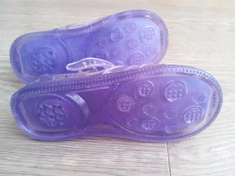 Sandalky do vody nenosene cena s poštou, 25