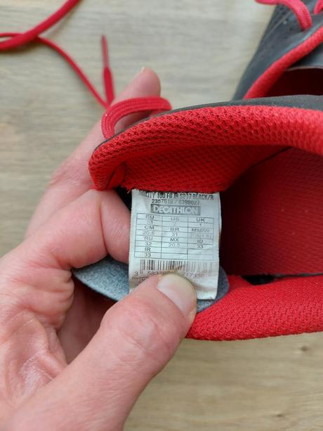 Kopačky na trávu, 33