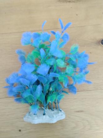 Predám umelú rastliny do akvária, 