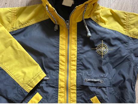 Nepremokavá bndička, 110