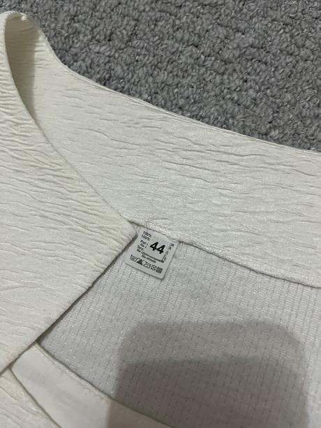 Šatky s bolerkom, 44