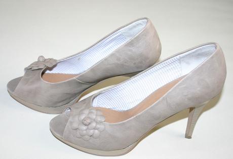 41 elegantné lodičky s kvietkom, 41