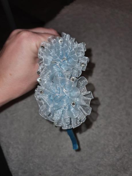 Čelenky rôzne všetky po 0.5 centov za 1ks, 