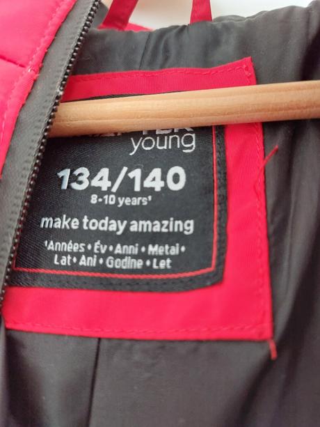 Bunda na prechodné obdobie, chapter young,134