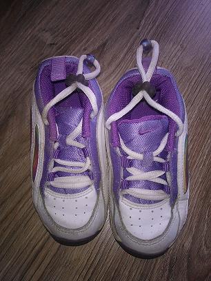 Tenisky, nike,26