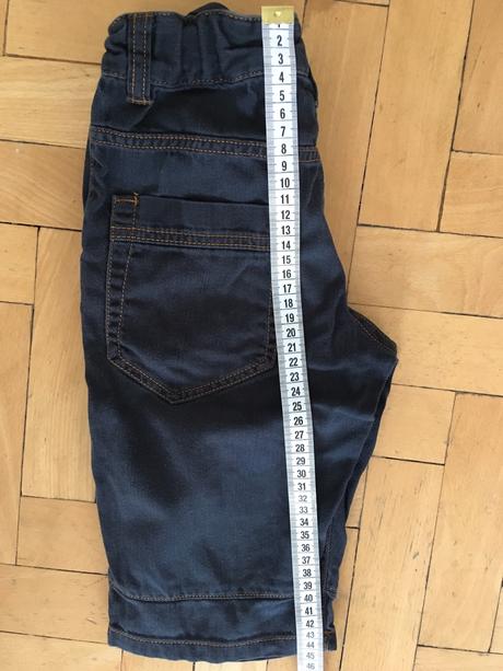 Kratasy, benetton,122