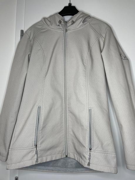 Softshellová zateplená bunda s kapucňou, 40