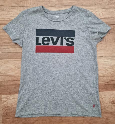Raz oblečené tričko levis, veľ. s, top stav, levis,s