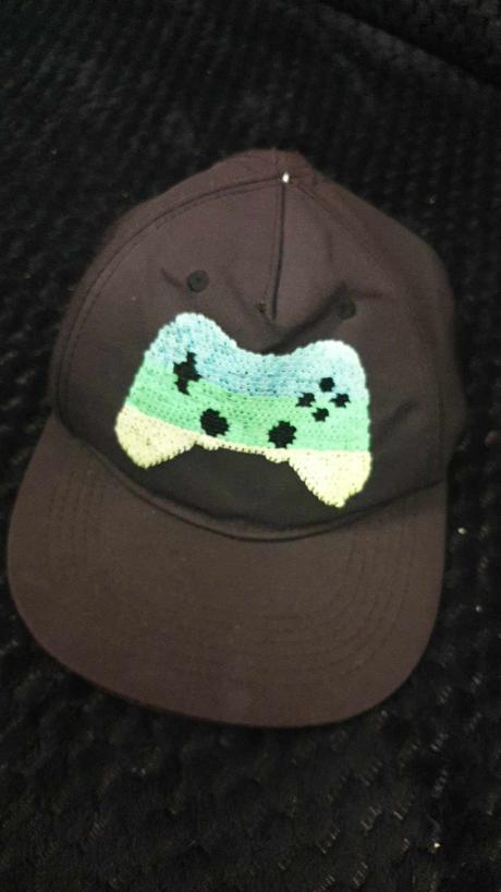 Šiltovka , zn. hm, h&m,152