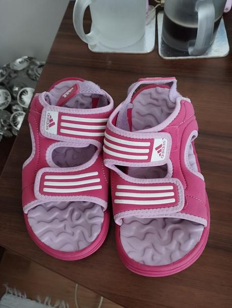 Šľapky, adidas,33