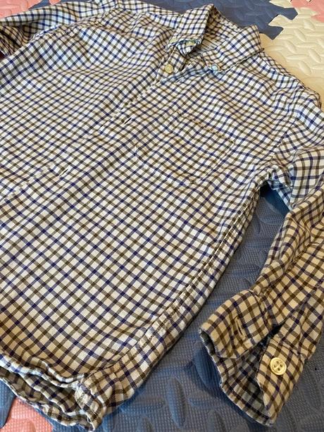 Kockovana košeľa, 110