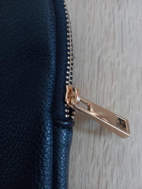 Malá kabelka na mobil, c&a