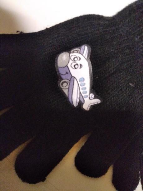 Rukavice s lietadlom, 92