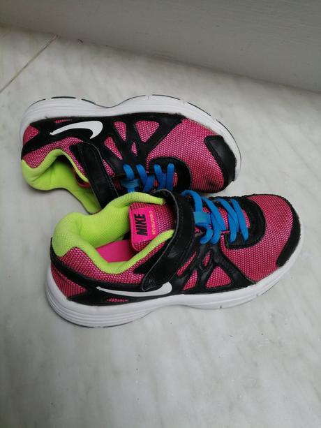 Botasky pre dievčatka značkové farebne vel. 33, nike,33