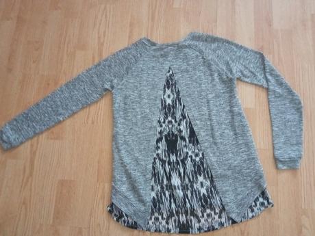 Svetrík s blúzkou, amisu,s