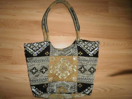 Brokátová taška, 