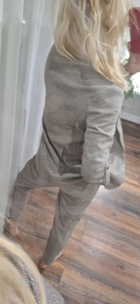 Komplet sako nohavice so zamykmi vel 36/38, reserved,m