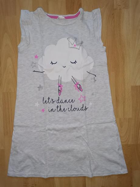 Nočná košeľa, 122