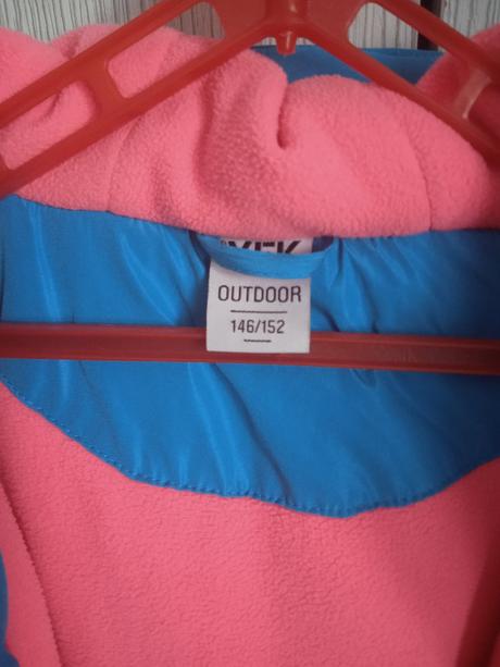 Dámska/dievčenská lyžiarska bunda, 146