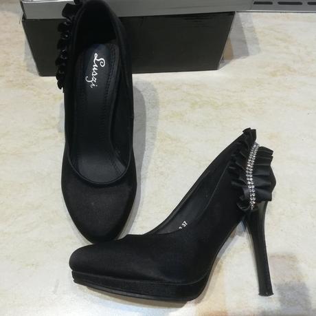 Slávnostné lodičky, 37