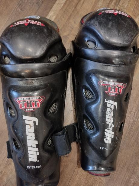 Hokejová výstroj, bauer,s