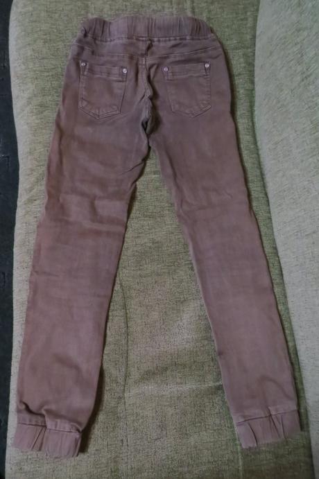 Moderné nohavice riflovina, 134