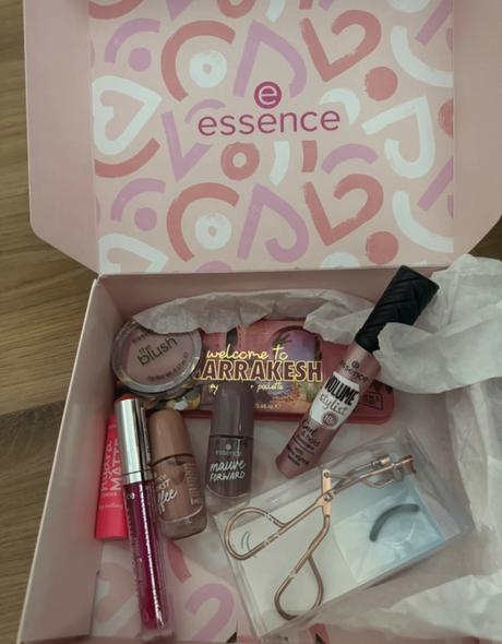 Kozmetický balíček essence,