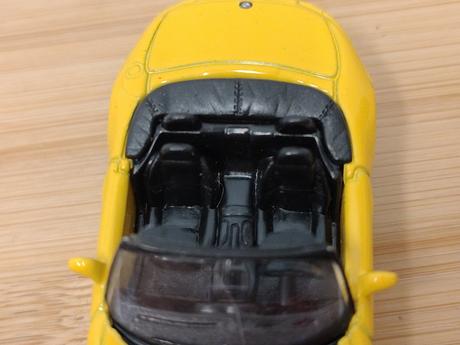 Zb model welly bmw z8 roadster yellow mattel 2010,