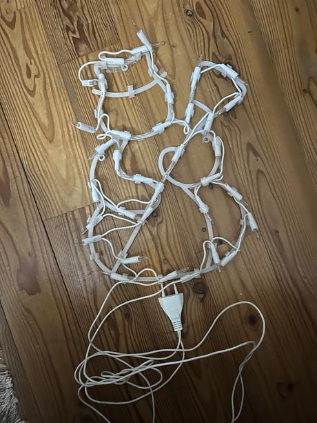 Svietiaci snehuliak, 