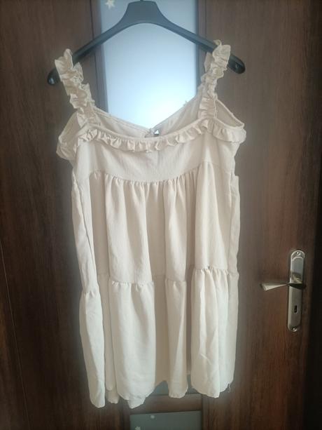 Ľahké letné šaty, 