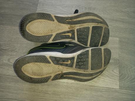 Bežecké tenisky, nike,38