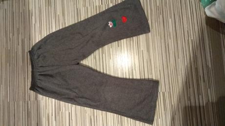 Predam detské tepláčiky, 110