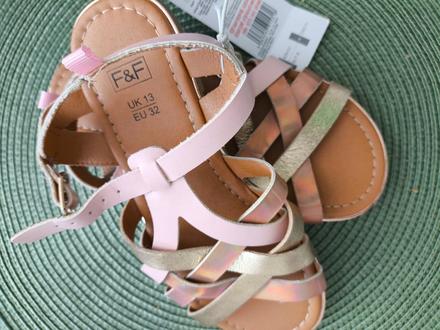 Sandálky, f&f,31