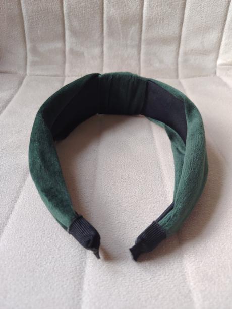 Smaragdovo zelená velúrová čelenka do vlasov, 