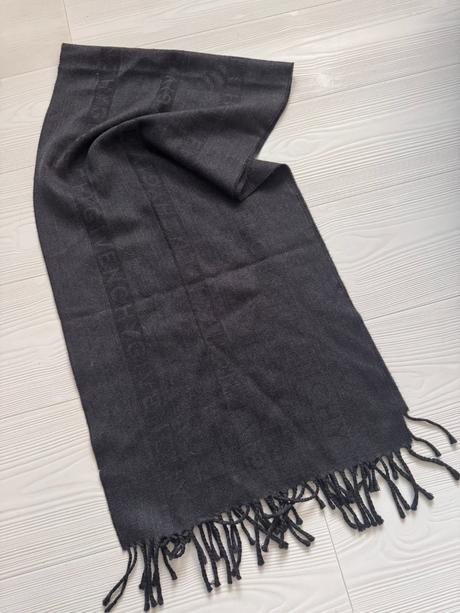 Givenchy - vlnený unisex šál, 