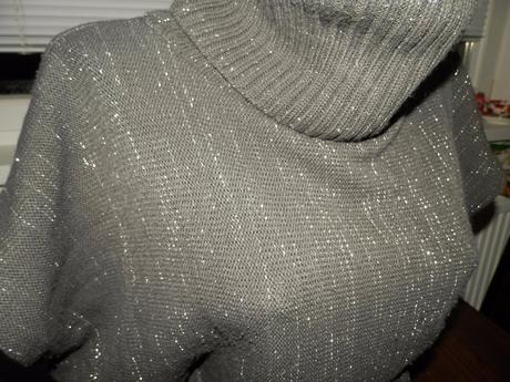 Sivý rolákový svetrík m, m