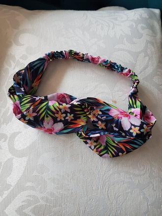 Dámska kvetinová čelenka,