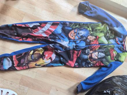 Flis overal avengera 110/116, marvel,110