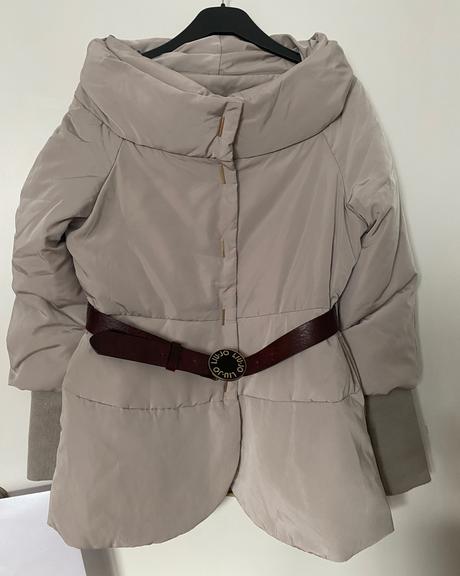 Bunda liu jo, raz oblečená, liu jo,s