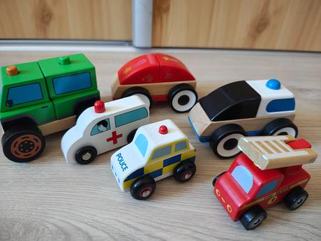 Drevené autíčka, 