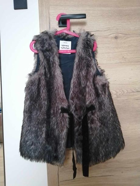 Kožušteková vestička, zara,140