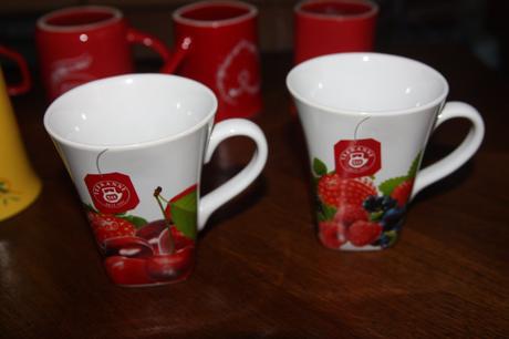 Hrnčeky  teekanne lipton a iné, 