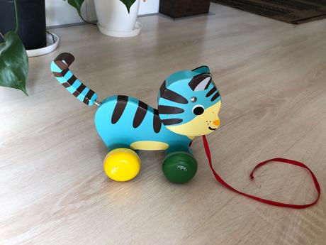 Drevena macicka na tahanie vilac,