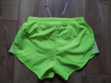 Šortky, nike,xs