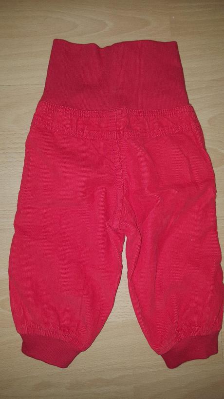 Červené menčestráčky č.68, lupilu,68