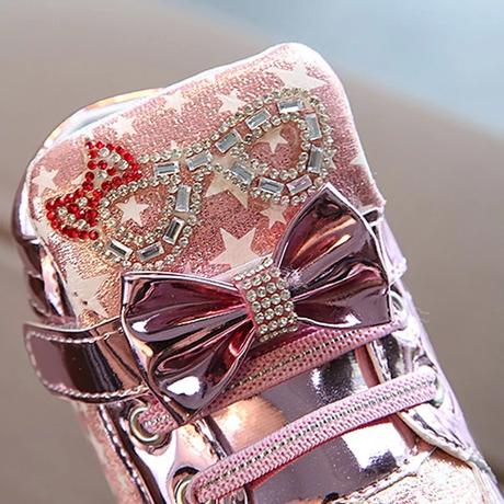 Svietiace tenisky, 21 - 30