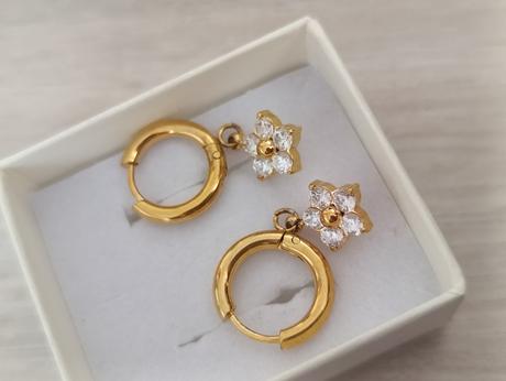 Pozlátené náušnice, 