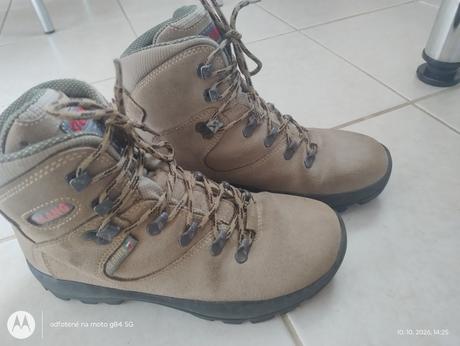 Vibramy trekové topánky, olang,39