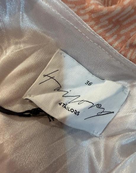 Romantické šaty 4tailors - broskyňovo ružové, 36 / s