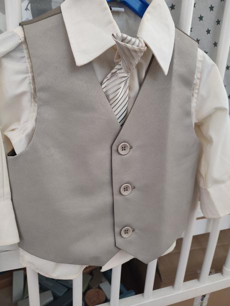 Slávnostný komplet, 74